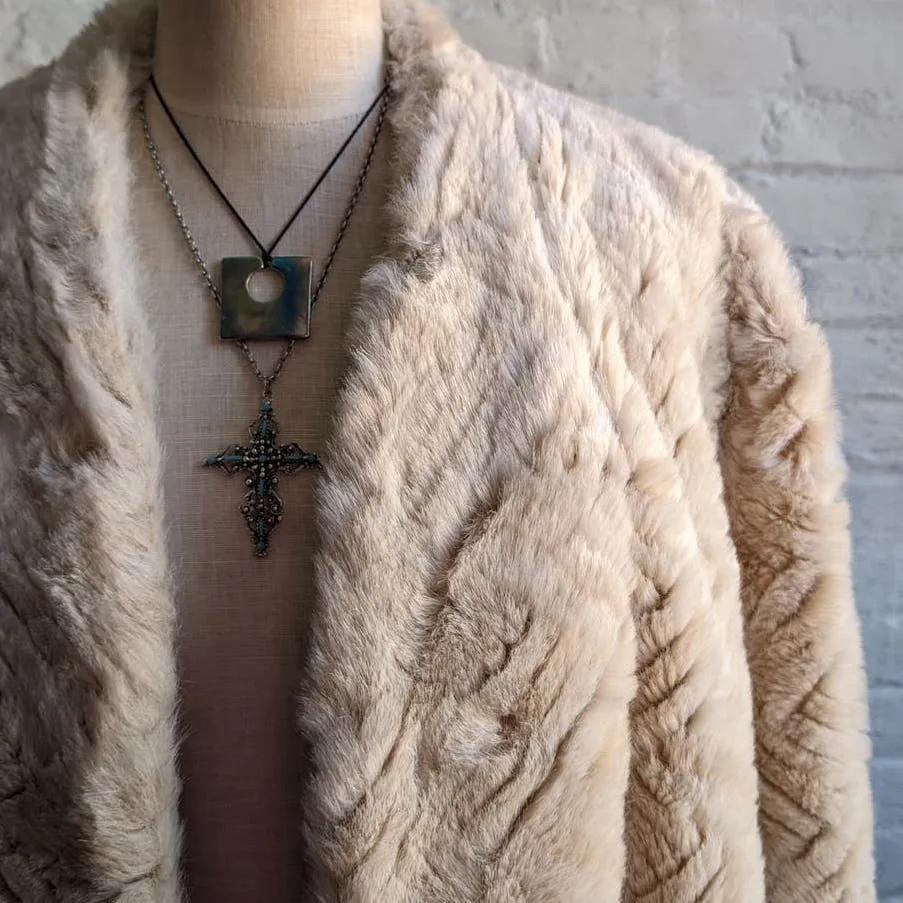 70s Vintage White Penny Lane Vegan Fur Coat Minimalist Mob Wife Ski Bunny Jacket