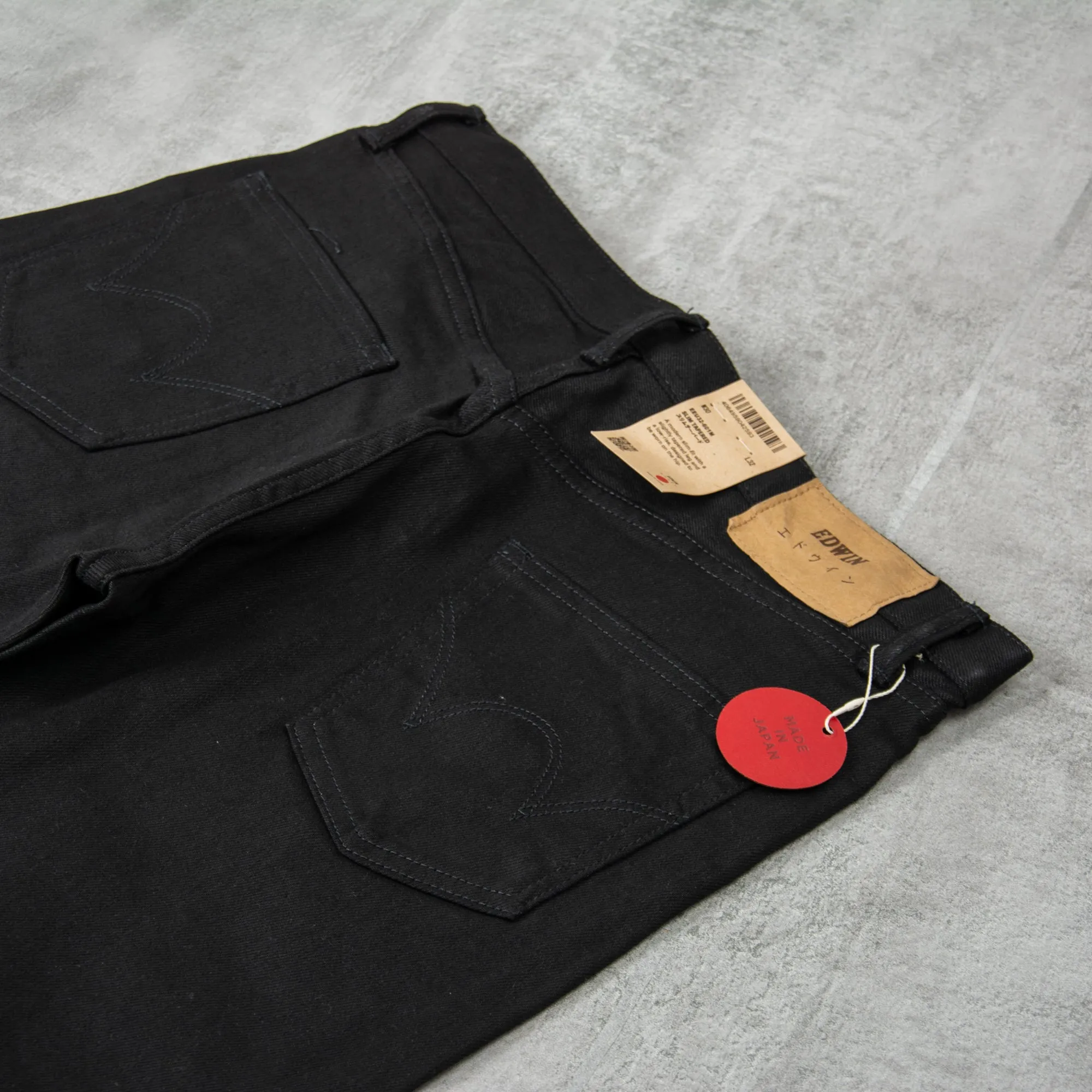 Edwin Slim Taper Kaihara Black x Black Green White Selvage