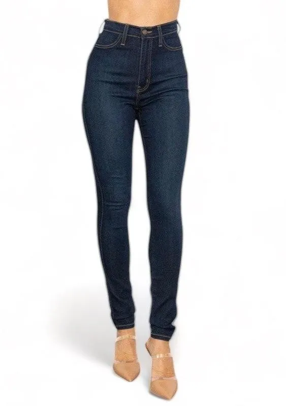 High waisted classic skinny jeans