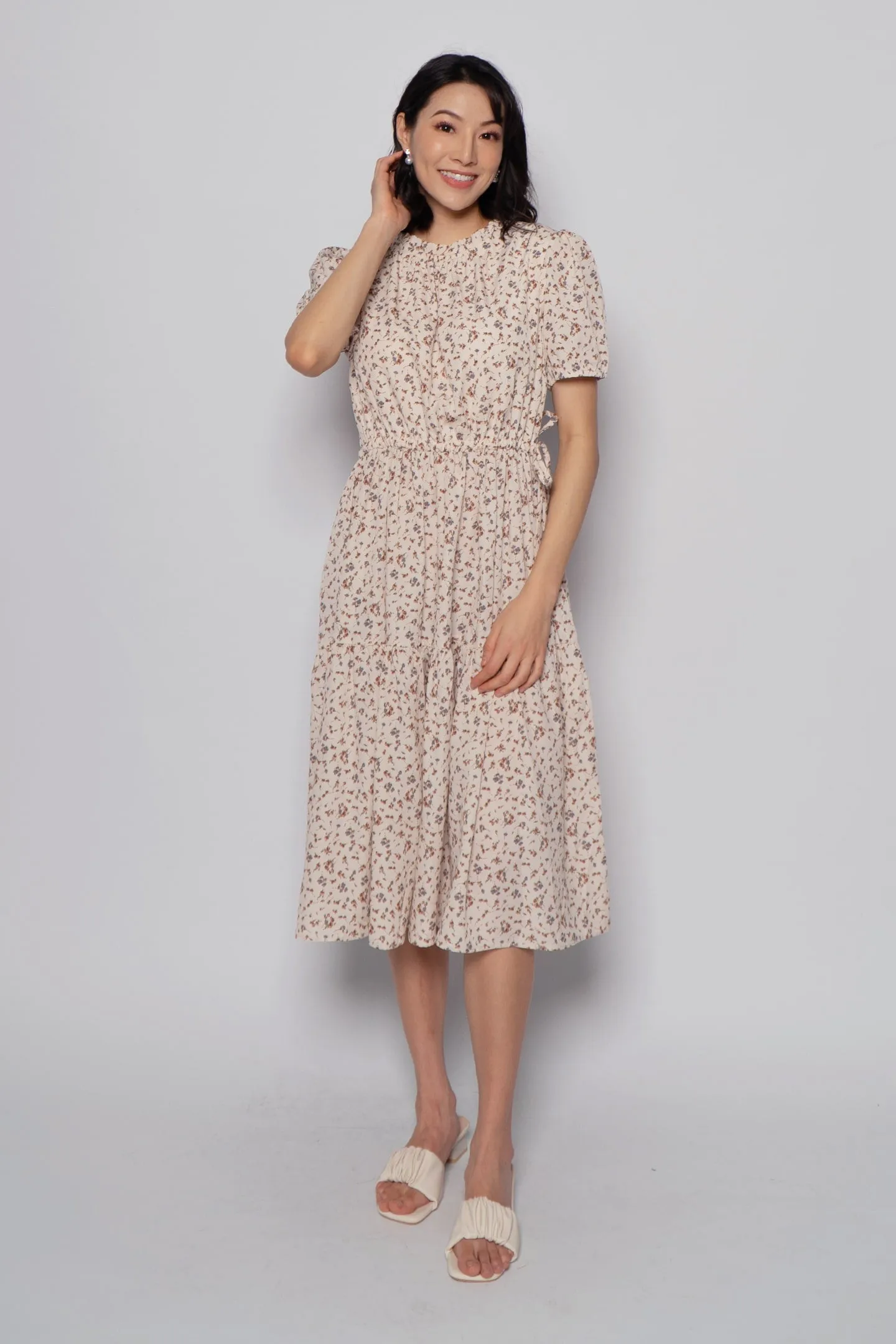 Kalila Floral Dress in Cream