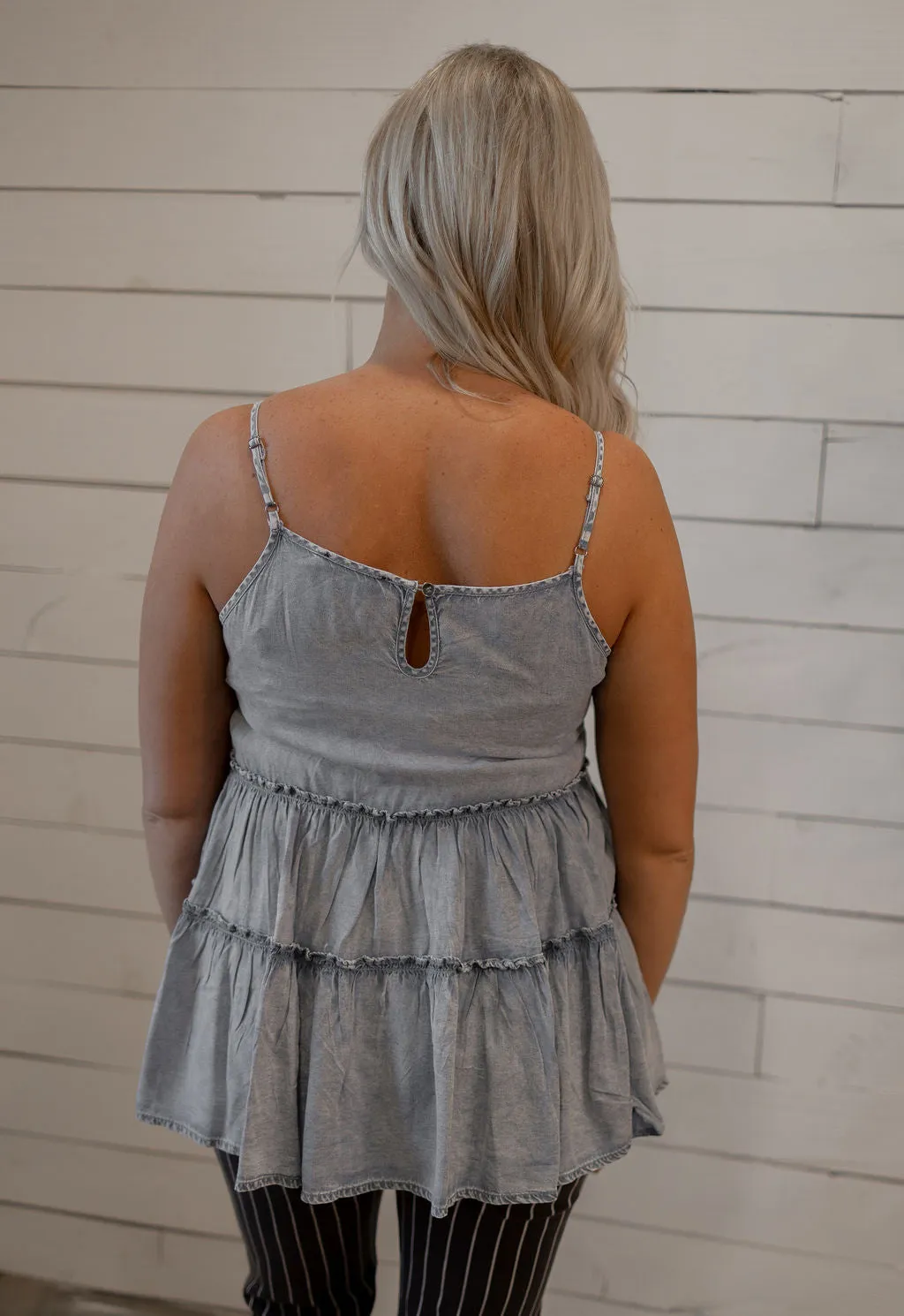 MELAINA WASHEDY CHAMBRAY TIERED TANK TOP