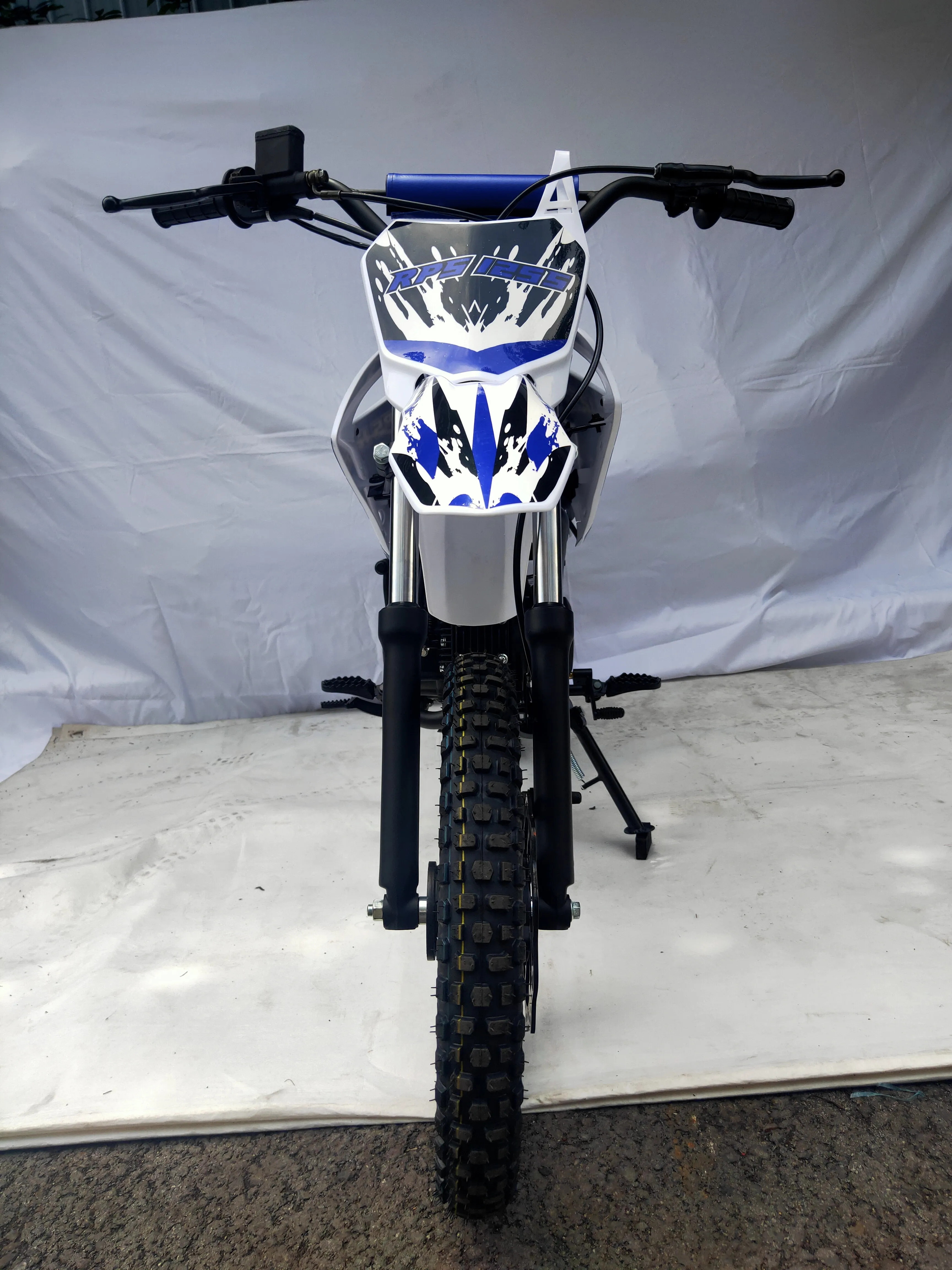 RPS125S Off Road Dirt Bike, Manual Trans, 14" front Tire 32" seat Height, Disk Brakes