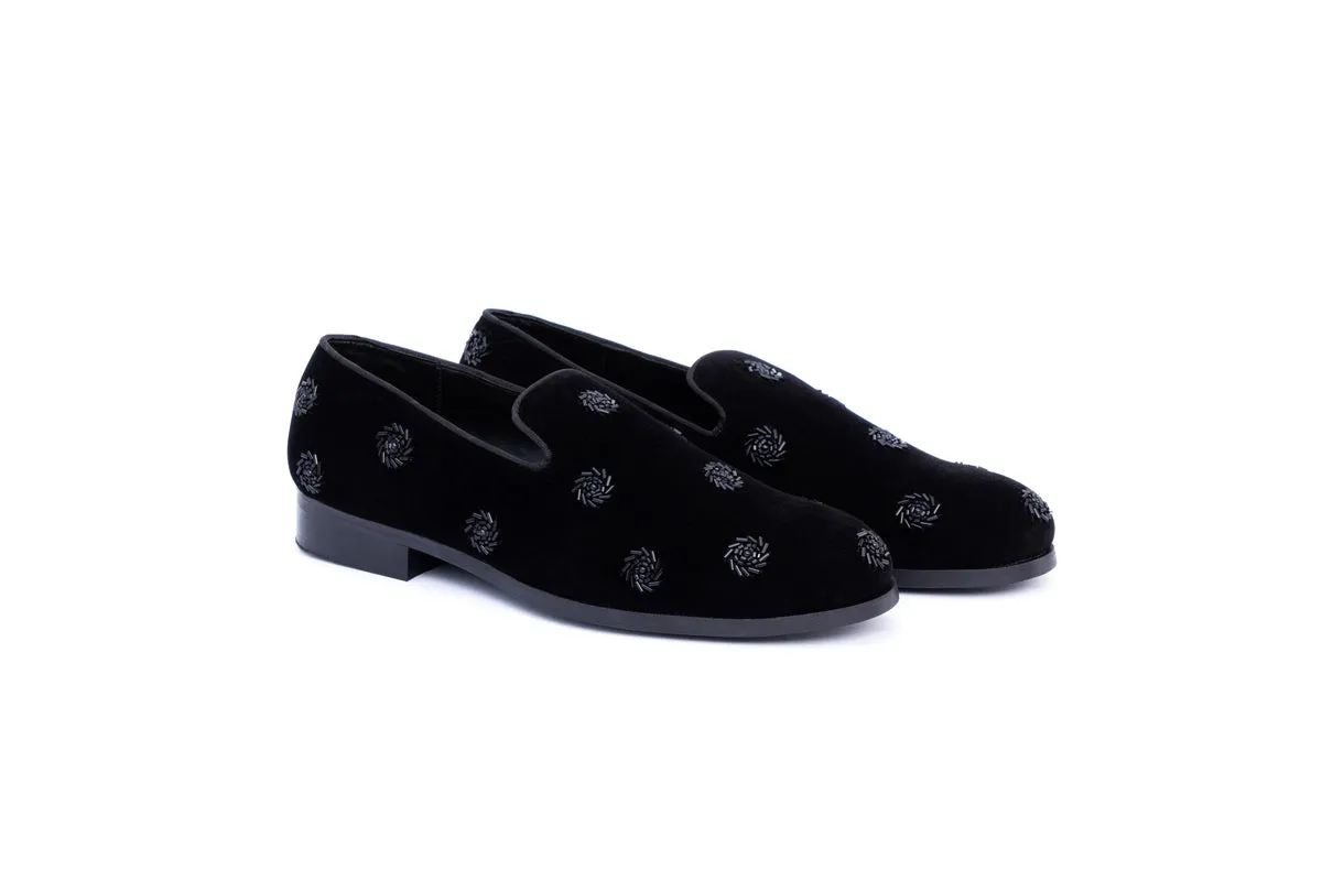 SWIRL EMBROIDERY SLIP-ONS- BLACK