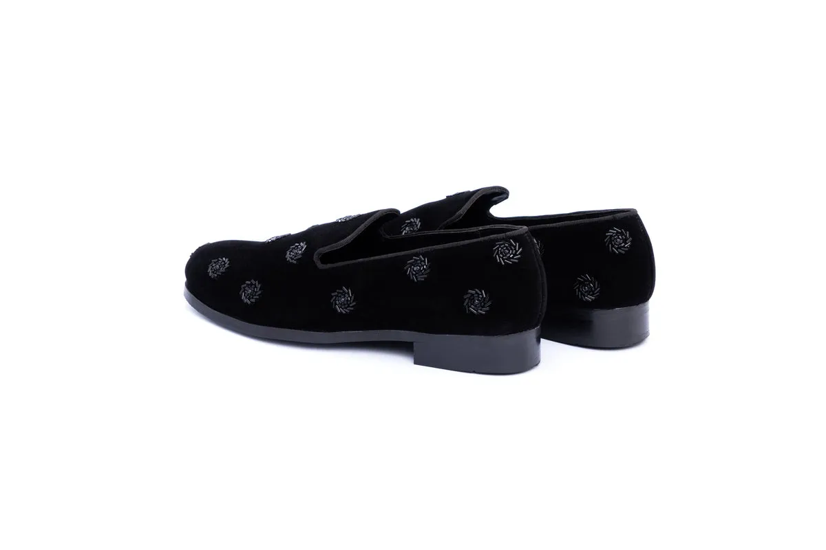 SWIRL EMBROIDERY SLIP-ONS- BLACK