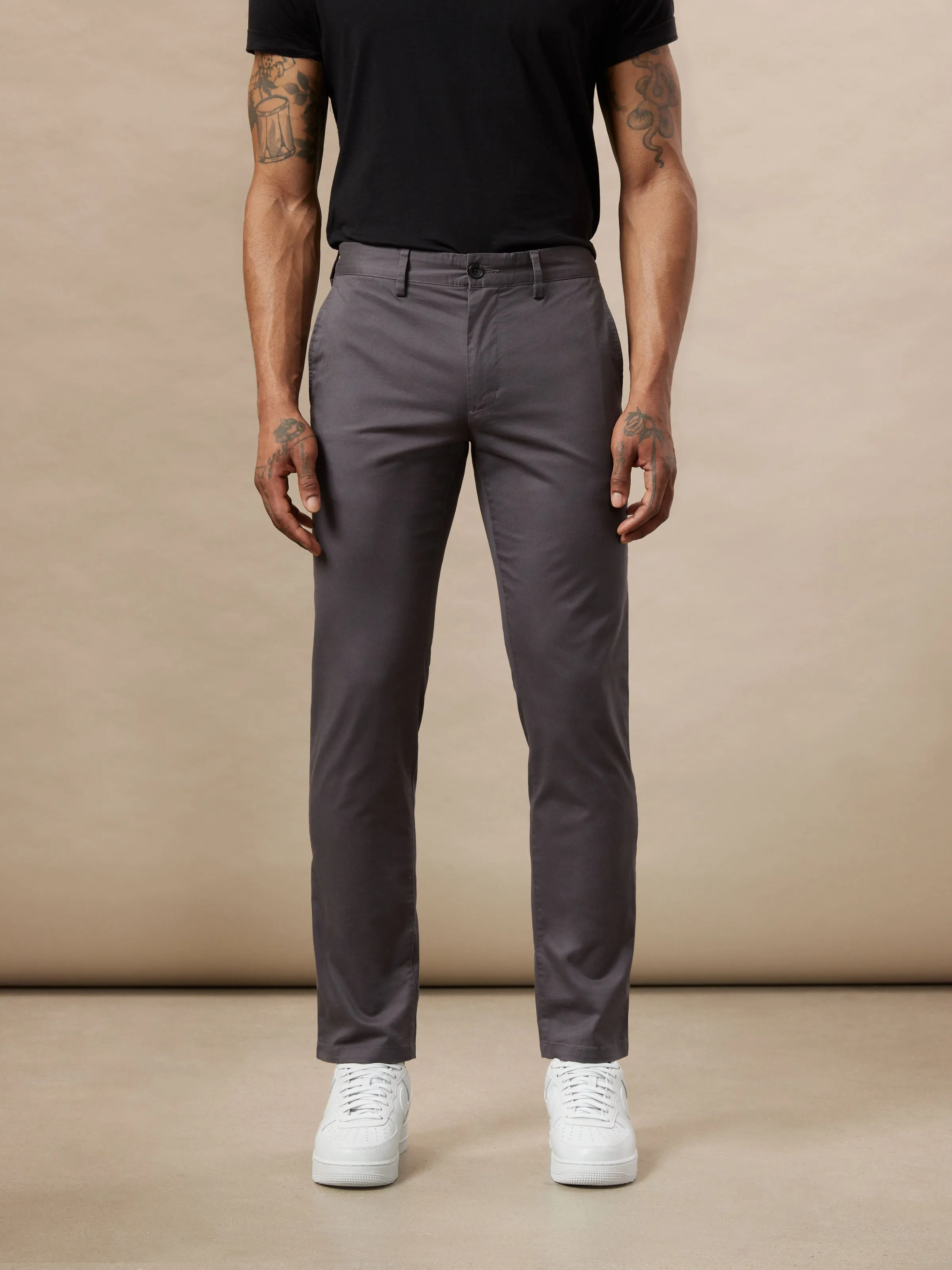 The Brunswick Slim Fit Chino Pant in Iron Grey